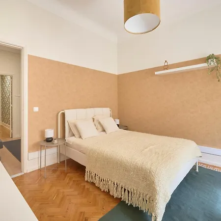 Amazing Coliving In Marques De Pombal * Lisbon